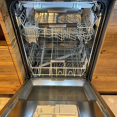 Luxury - Newly Renovated - 4 Guests דירה