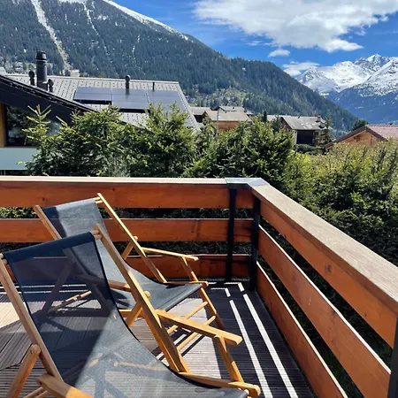 Luxury - Newly Renovated - 4 Guests Apartment